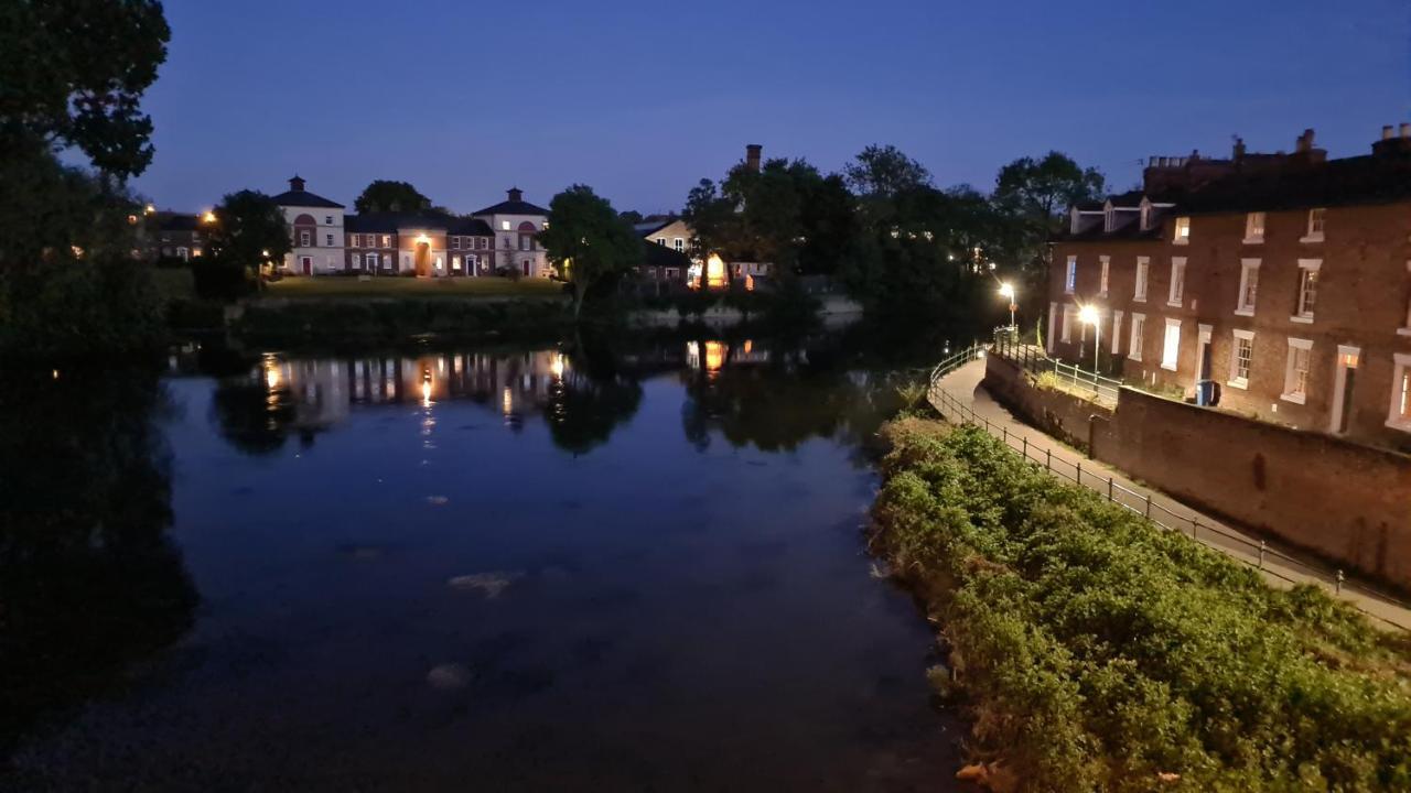 Boutique Shrewsbury Suites Eksteriør bilde