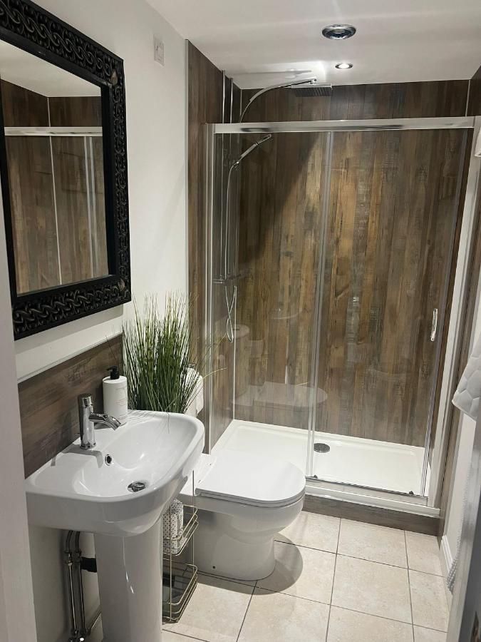 Boutique Shrewsbury Suites Eksteriør bilde